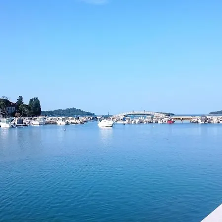 Διαμέρισμα Sunny By The Sea